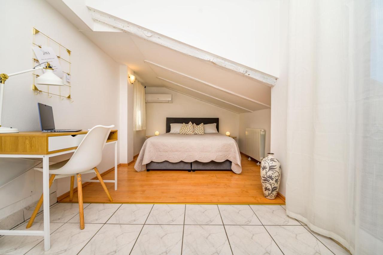 House Rosa Διαμέρισμα Mali Lošinj Εξωτερικό φωτογραφία