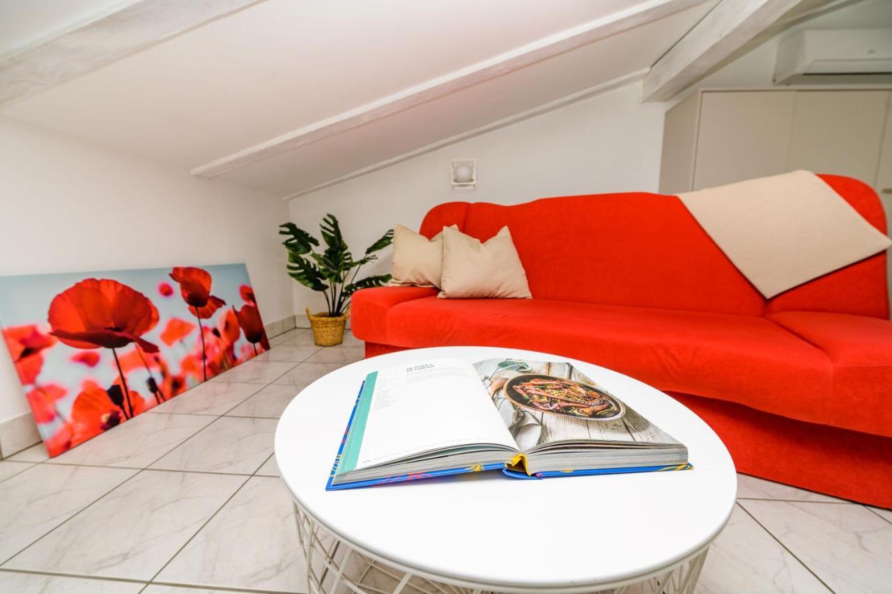 House Rosa Διαμέρισμα Mali Lošinj Εξωτερικό φωτογραφία