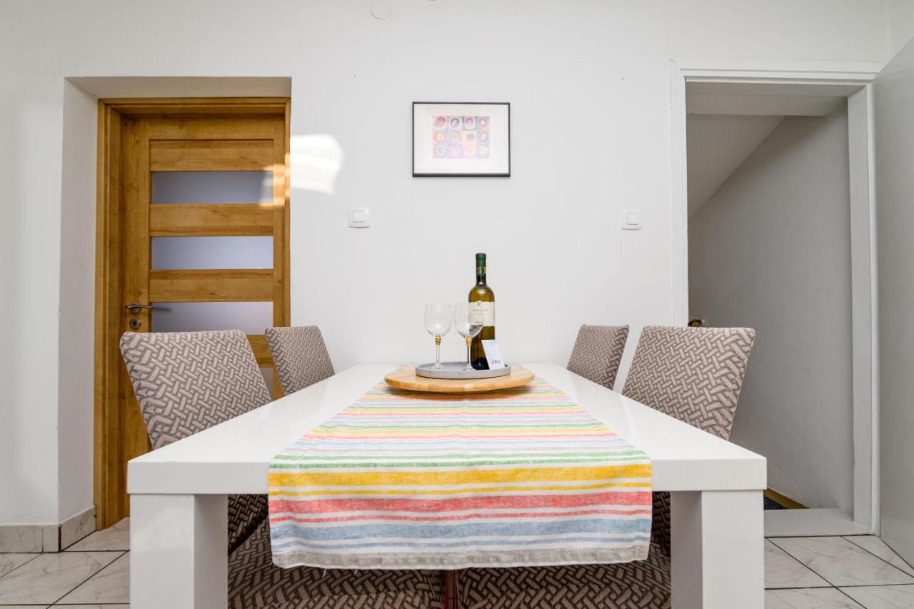 House Rosa Διαμέρισμα Mali Lošinj Εξωτερικό φωτογραφία
