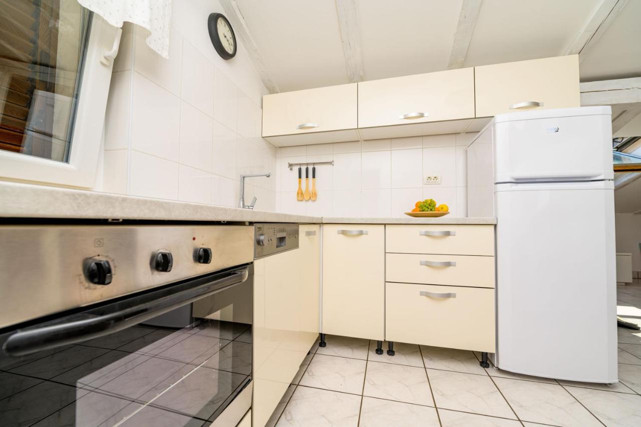 House Rosa Διαμέρισμα Mali Lošinj Εξωτερικό φωτογραφία